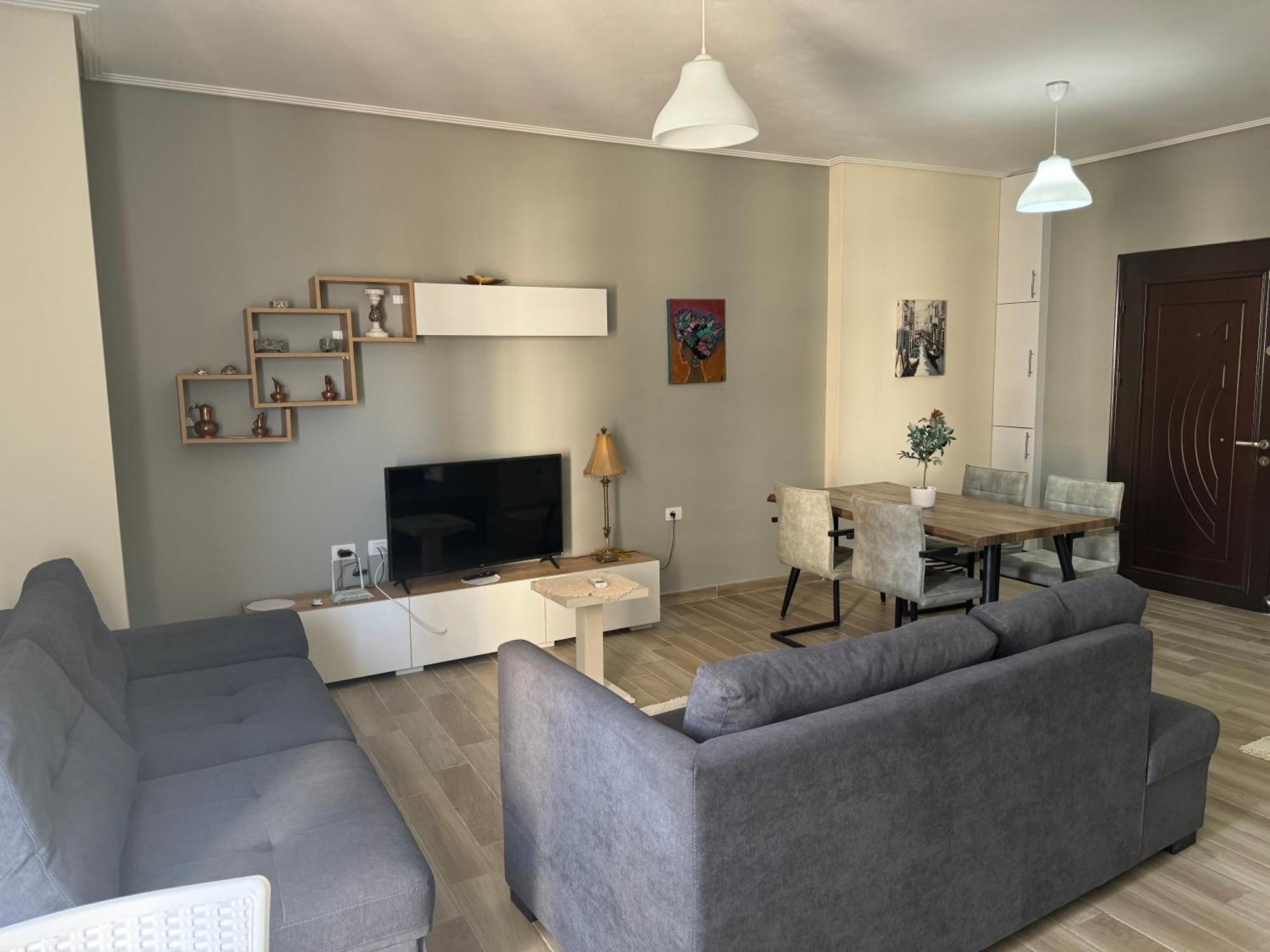 Apartment Leon Sea View Sarandë